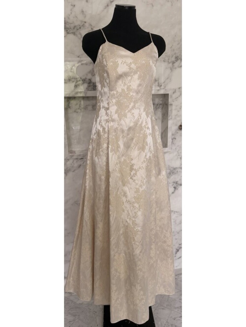 Vintage Dollar Ivory Gold Brocade Formal Dress Shawl Prom Wedding Gown Large USA - Picture 3 of 9